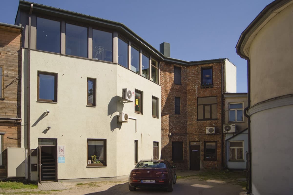 Komerctelpas Tirgoņu ielā 24 - 2